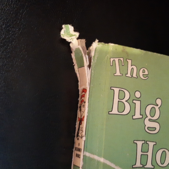 1962 The Big Honey Hunt by Stanley & Janice Berenstain - Picture 2 of 9